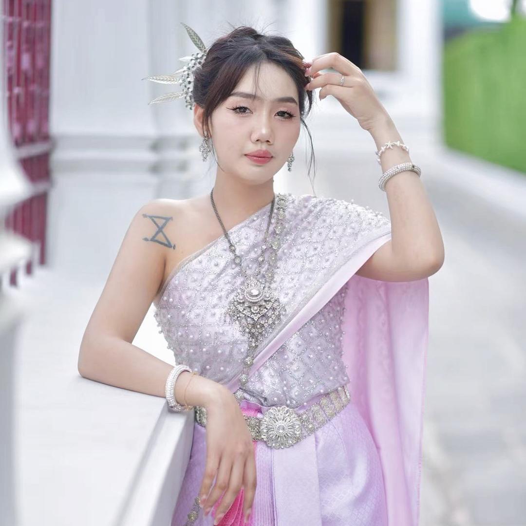 丽丽🇹🇭น้องลี่