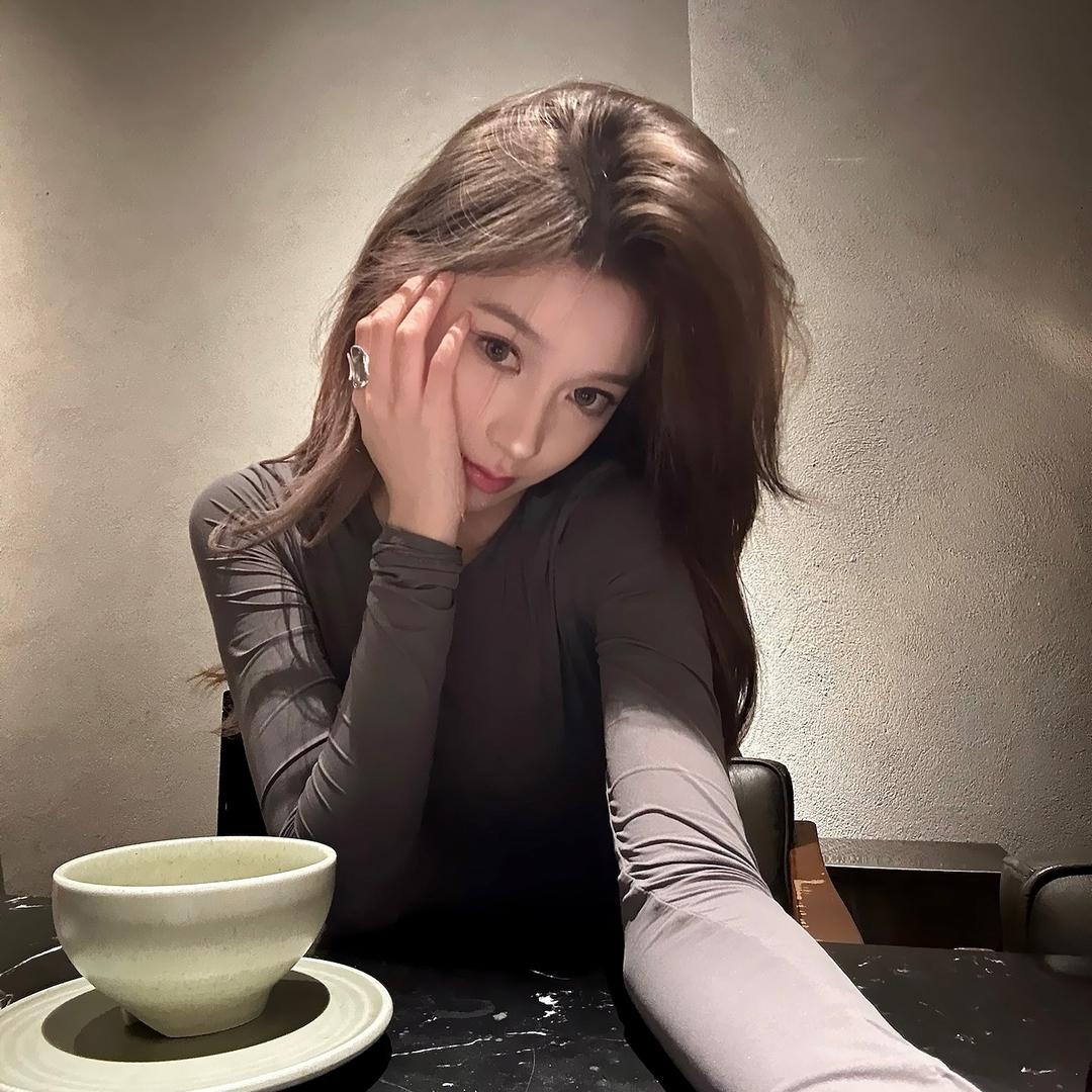 1YiJ