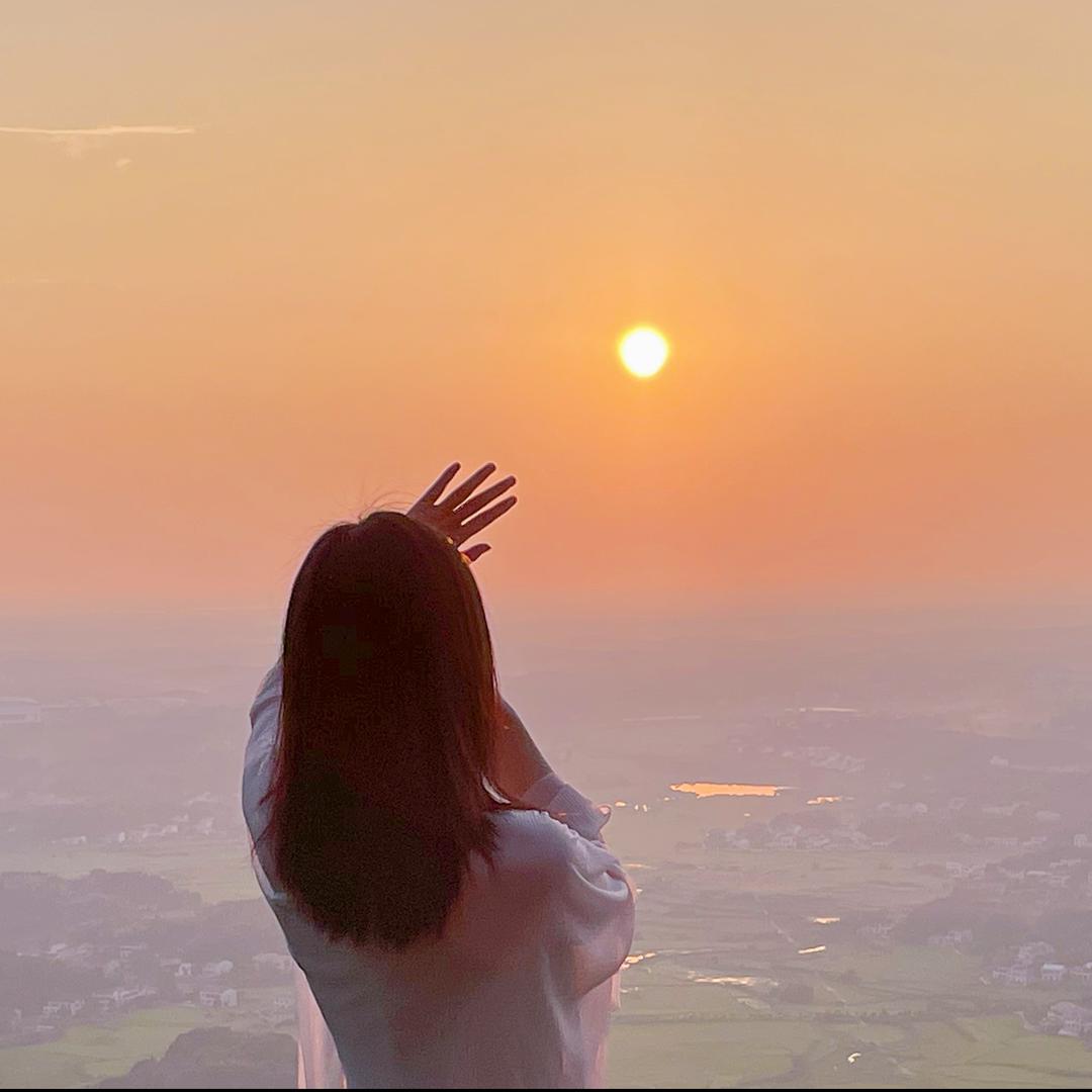 香君