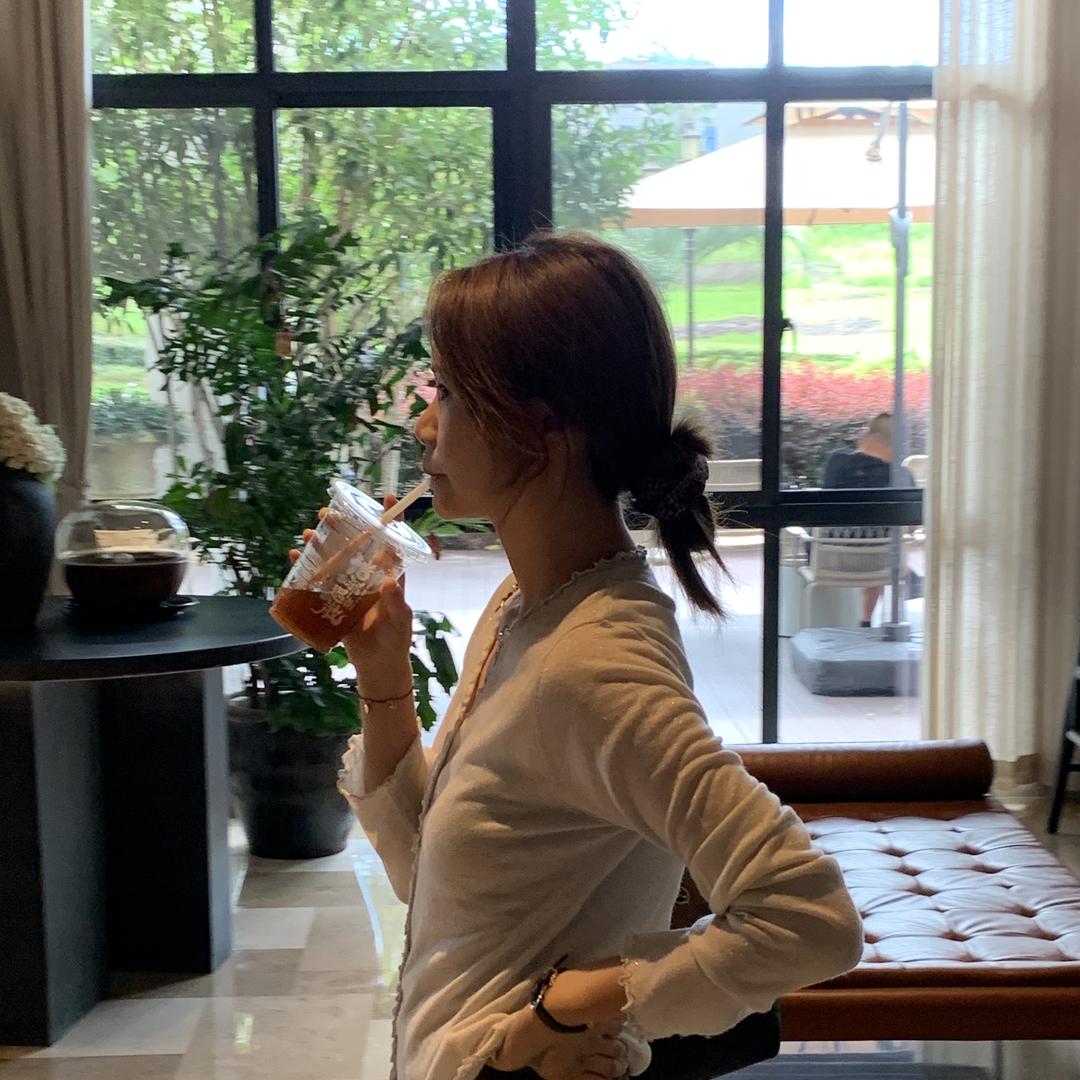 Bella 毛允兮