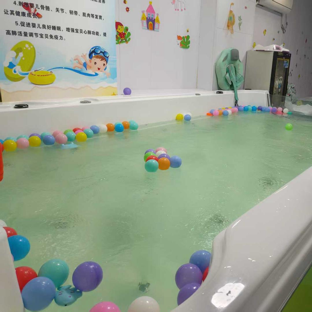 喔喔贝儿游泳馆