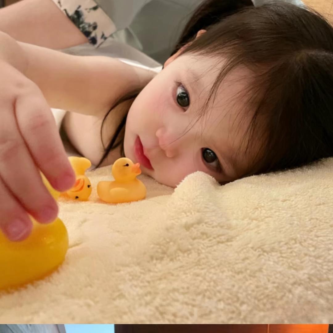 小酒窝吖
