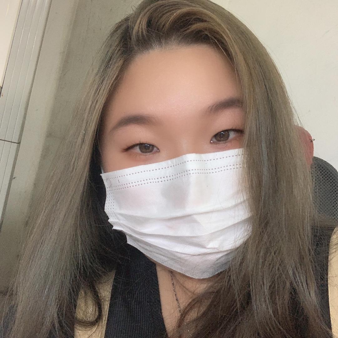 Cc陳.