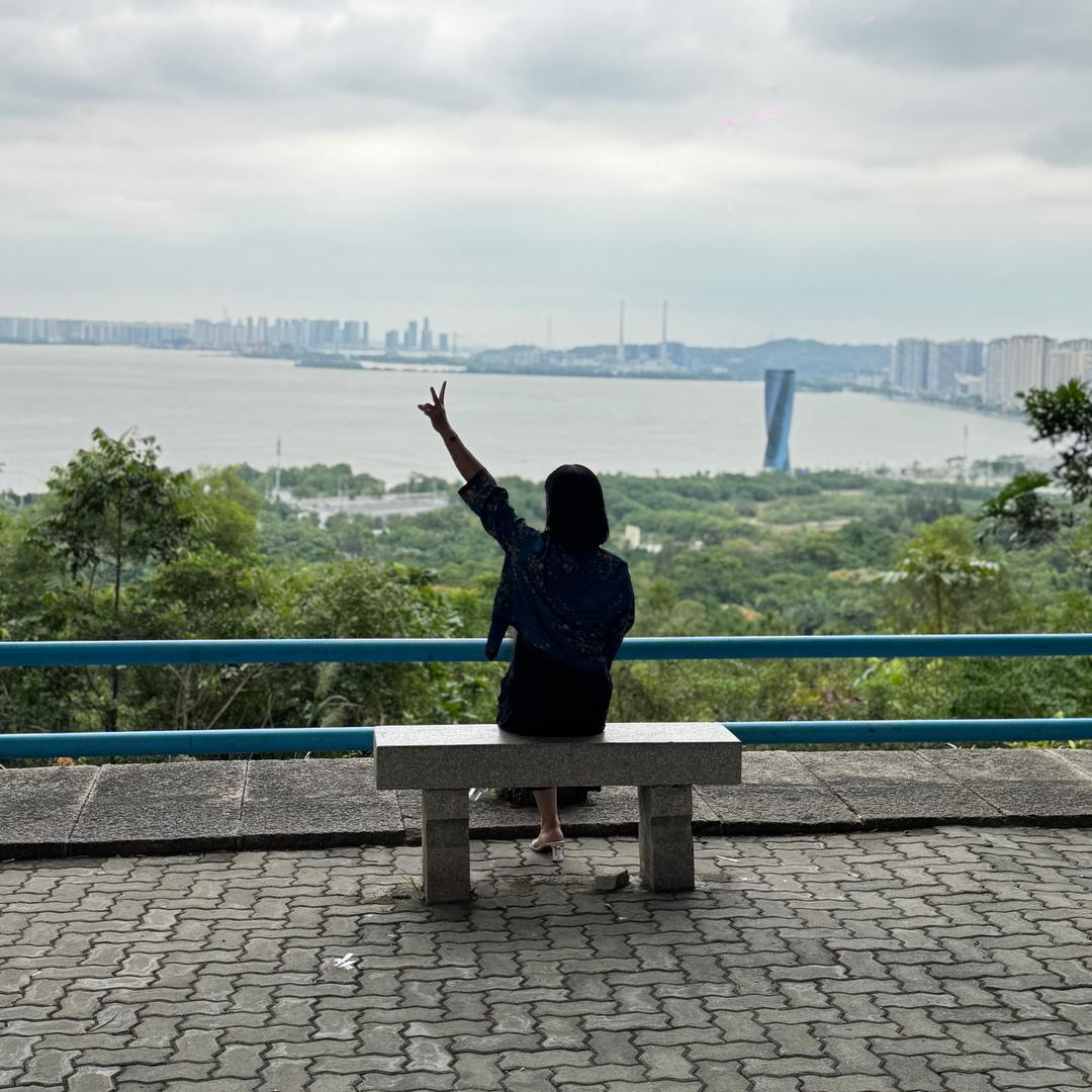 张小娅
