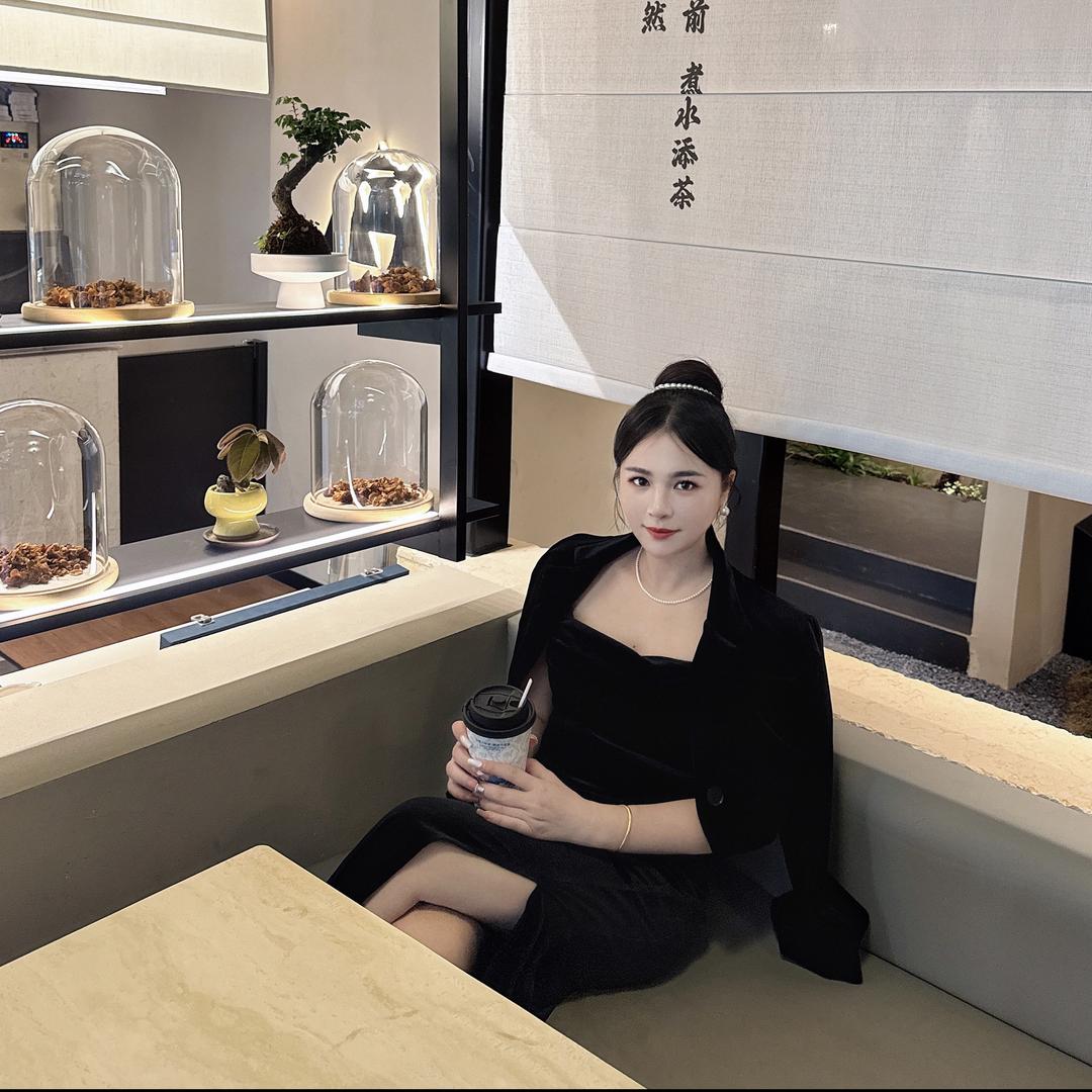 贵港·SUMMIT萨米特设计师朱朱