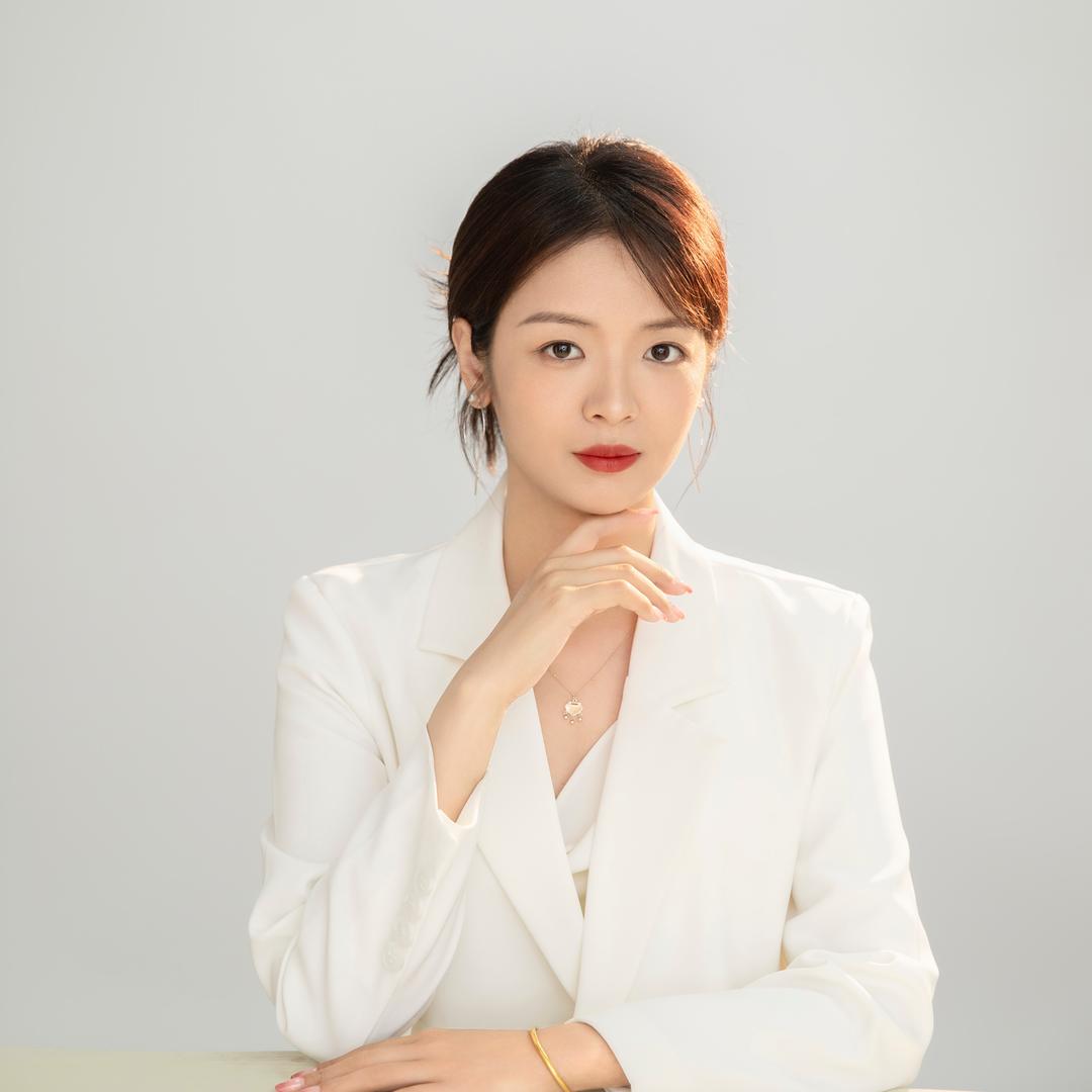 擒龙小师姐