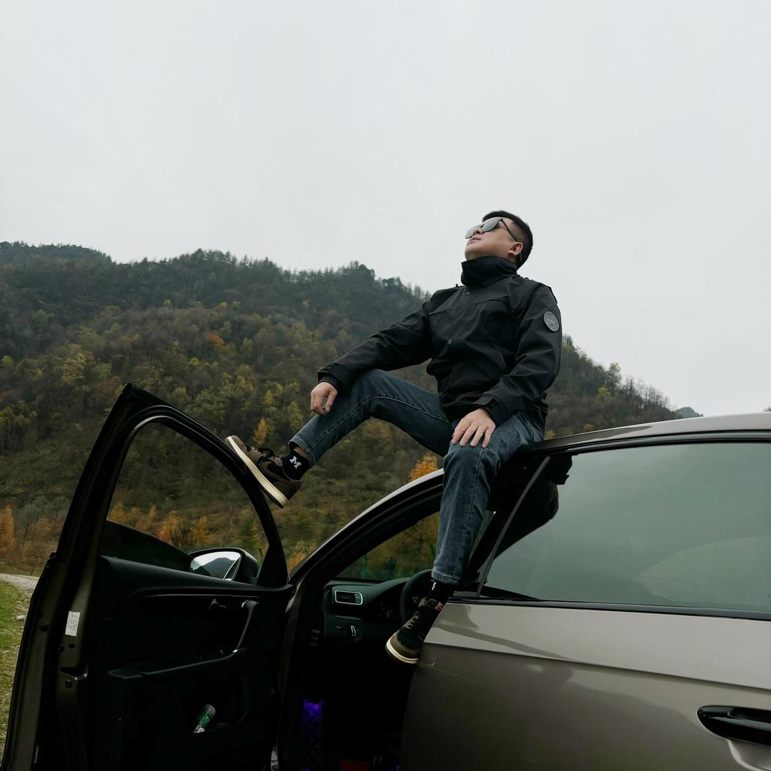 宏鑫二手车收售（老万）