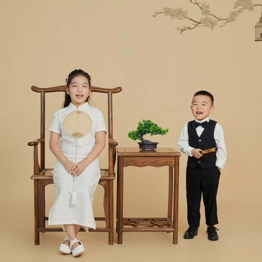 董小姐°