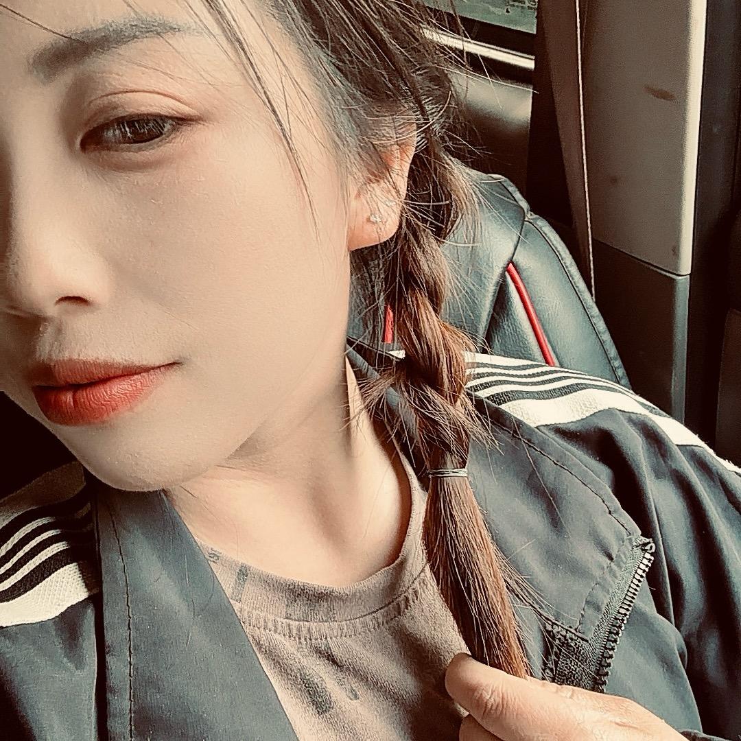 小艳单亲妈妈