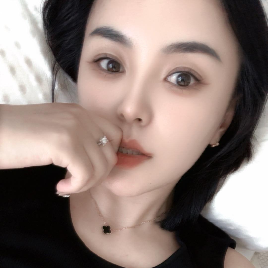 @Vi.Vi
