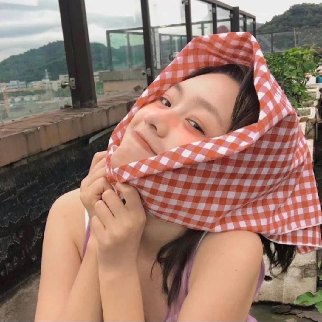 小团子吖