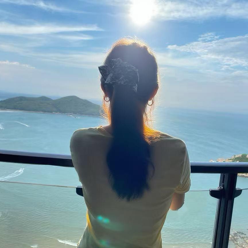 袁缘～｛美赞说品牌女装｝