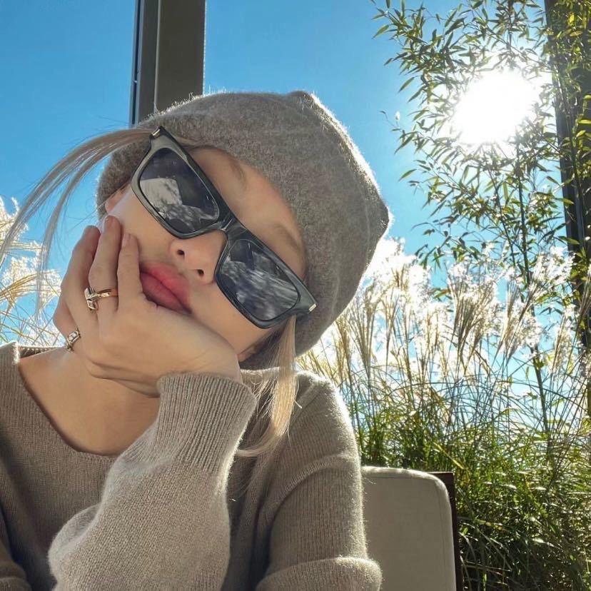 请勿在此逗刘女士