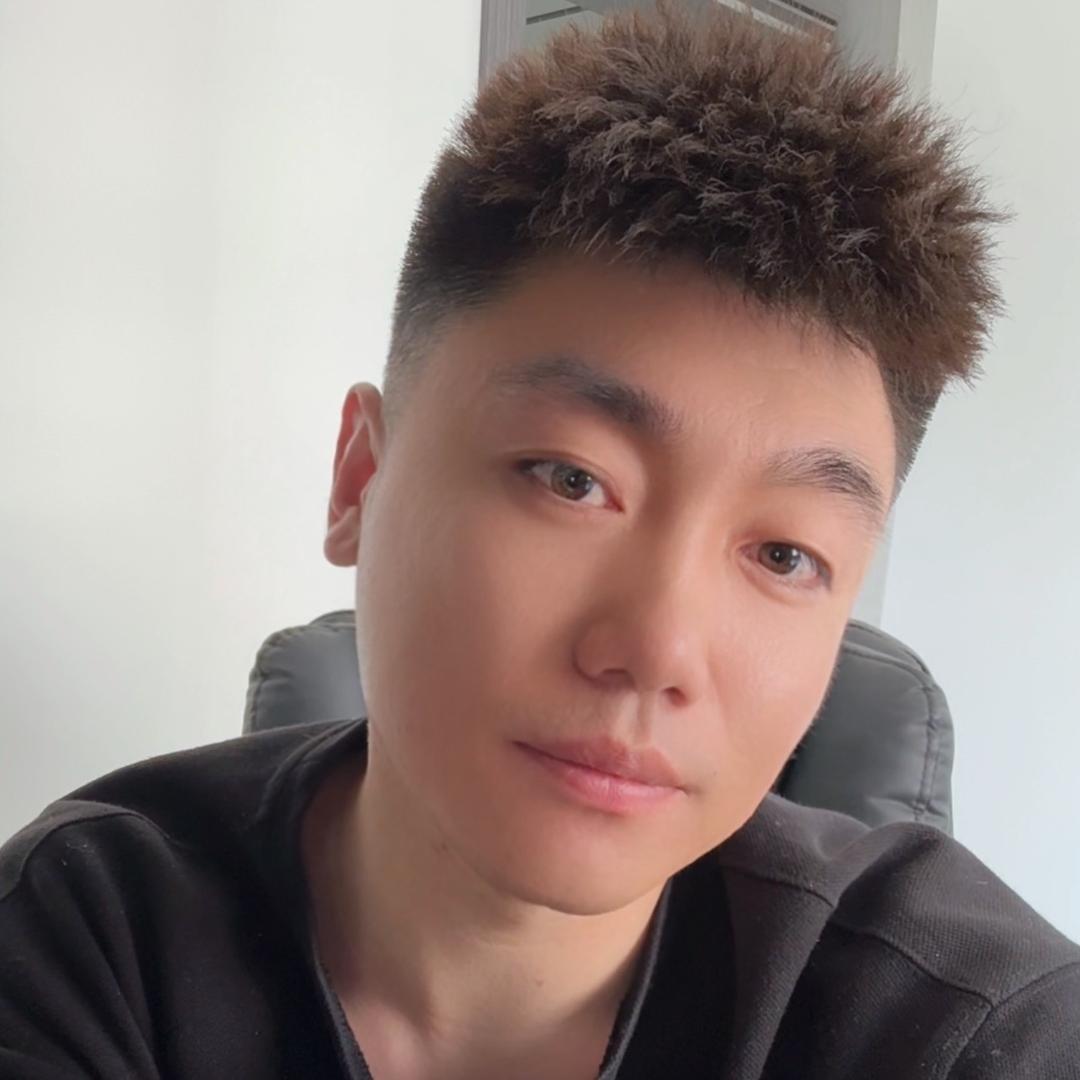 @刘哇塞