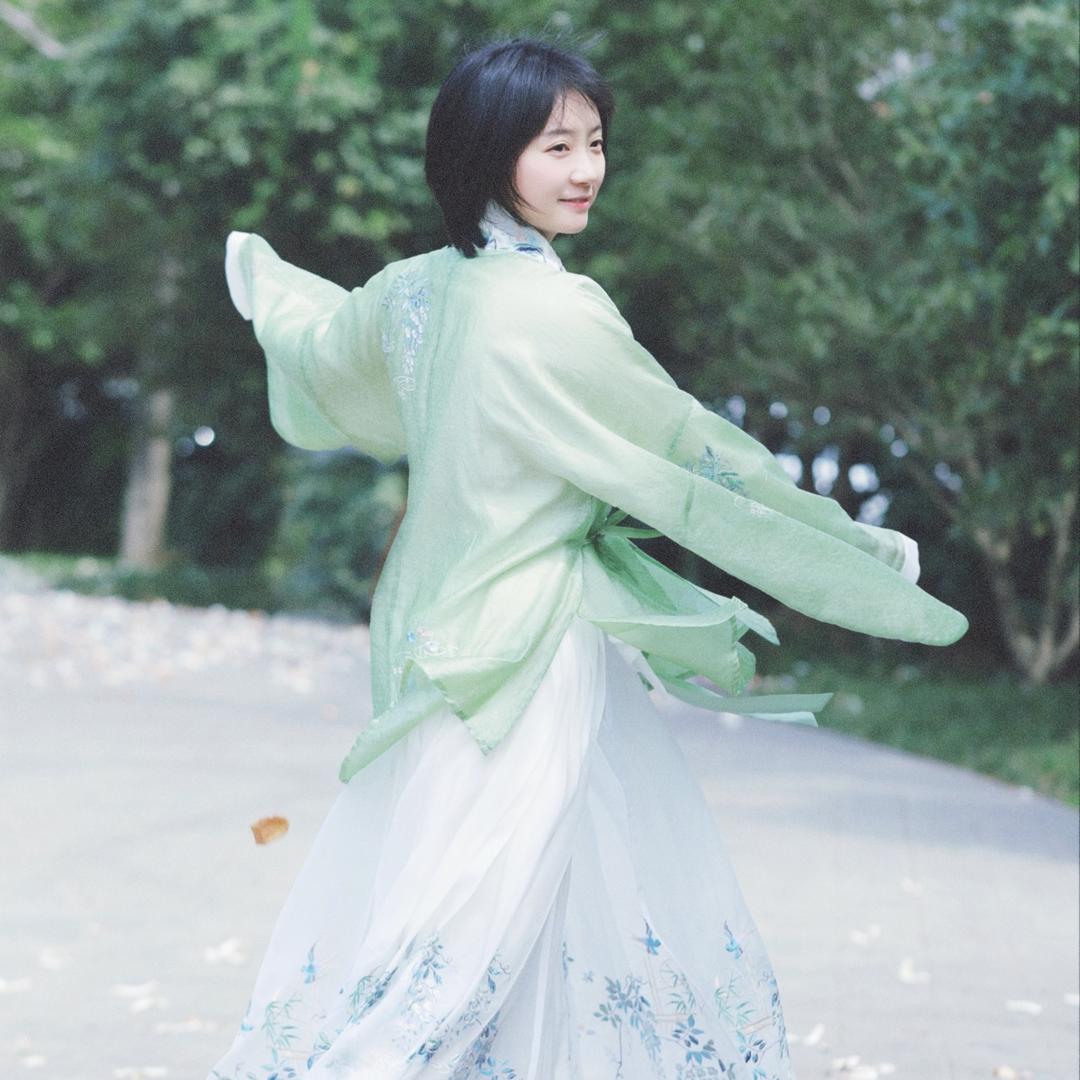 莫莫莫莫Mo