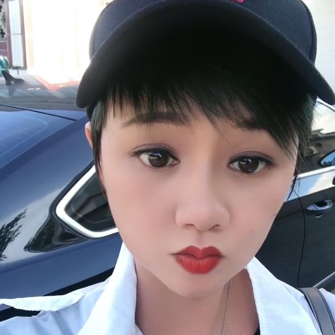 小铃铛🔔