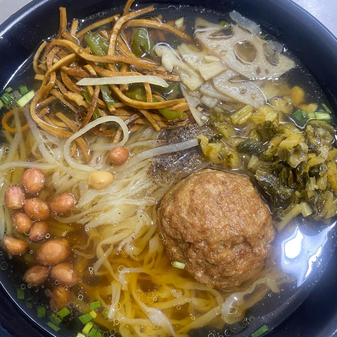 芜湖南陵女人街手工小刀面（带徒弟）