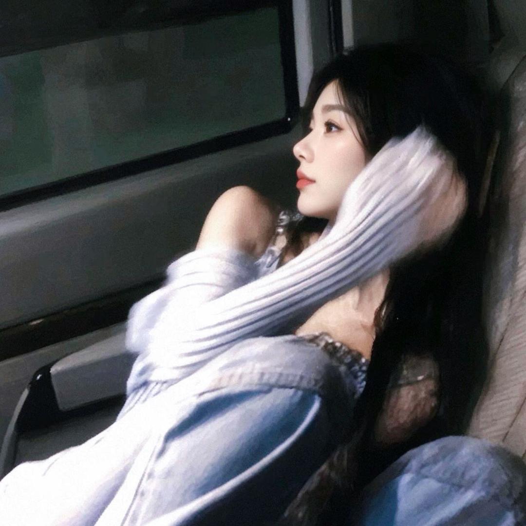 私藏一寸月光