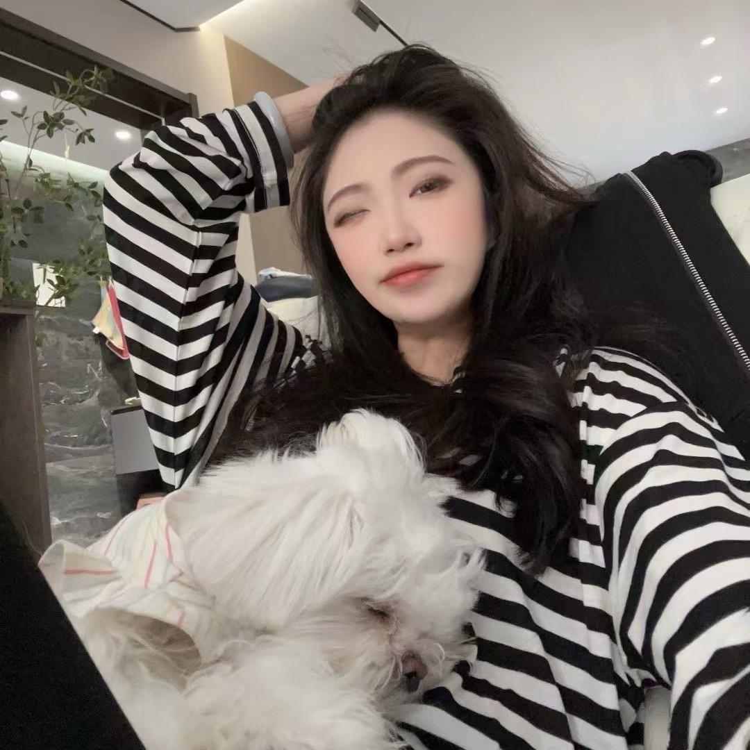 dy轻奢女装集合店