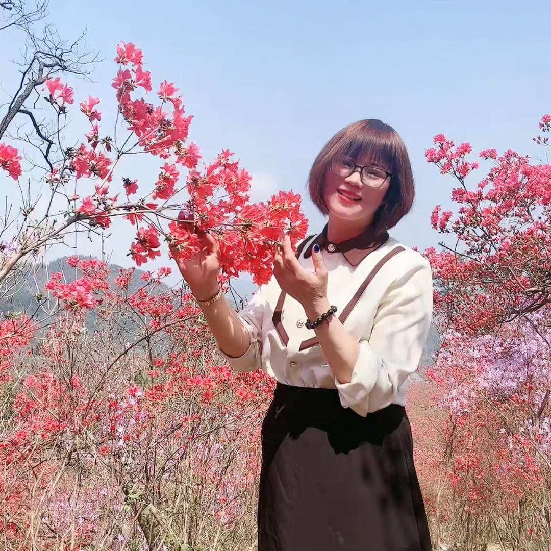 岳西三姑娘  岳西根艺盆景奇石交流中心