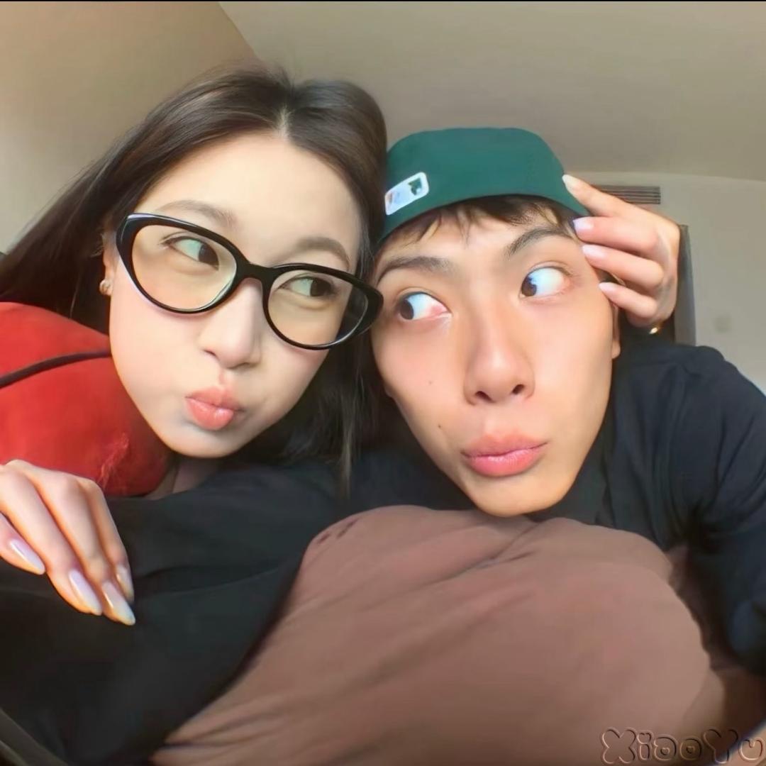 爱拉屎的小老鼠