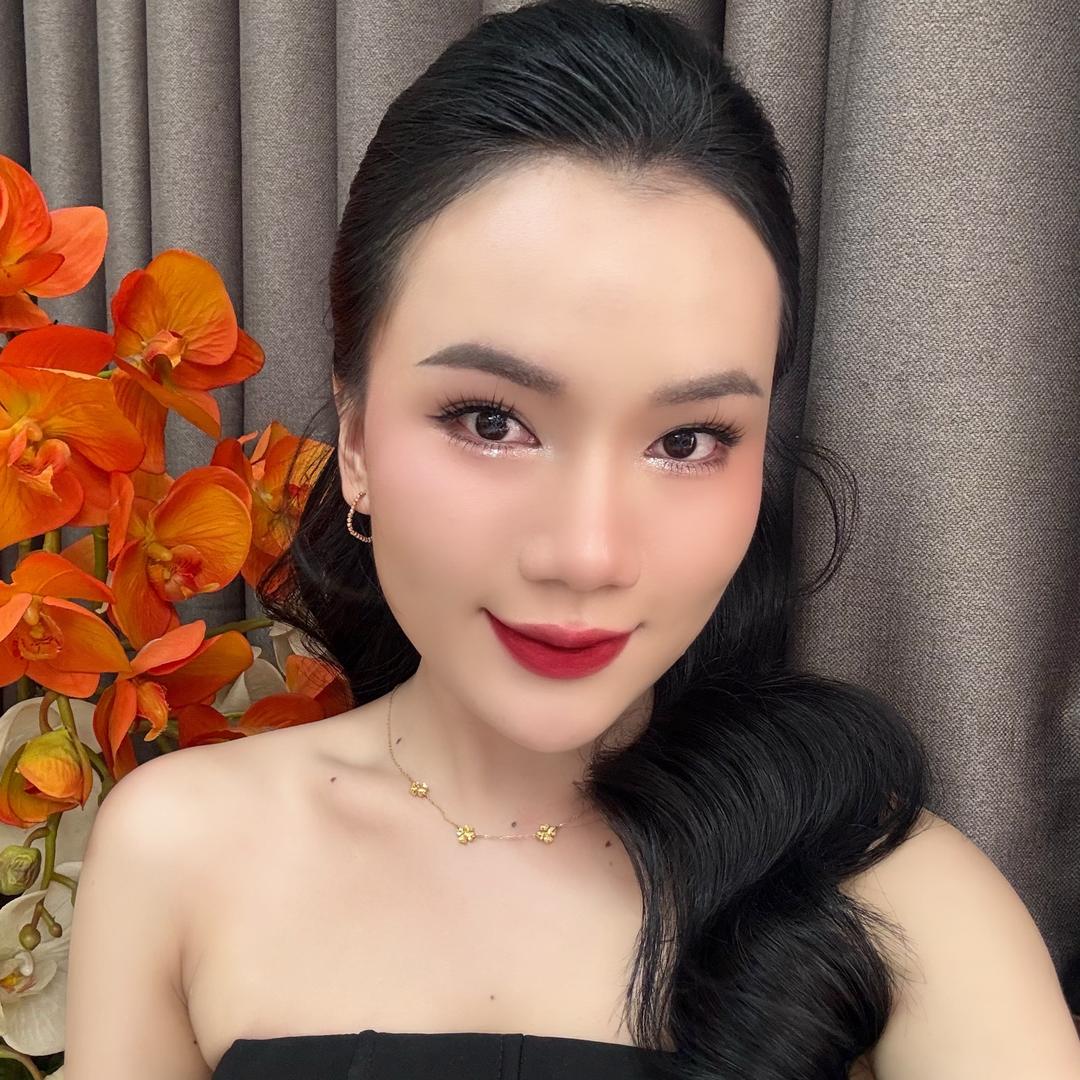 Ngọc Bích 玉碧