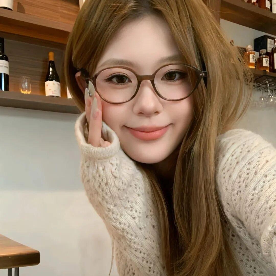 小椰.