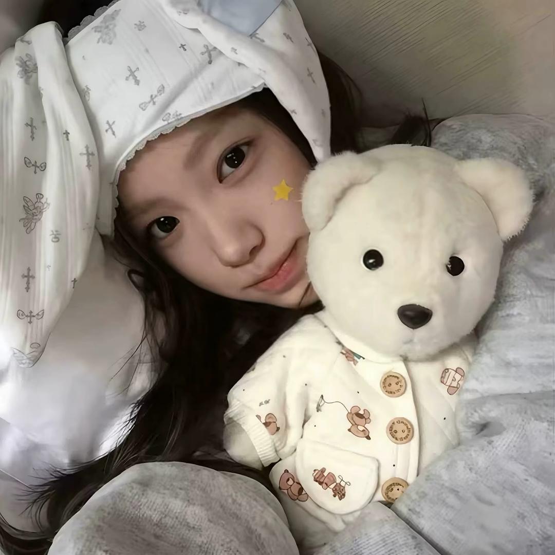 竹柒七.