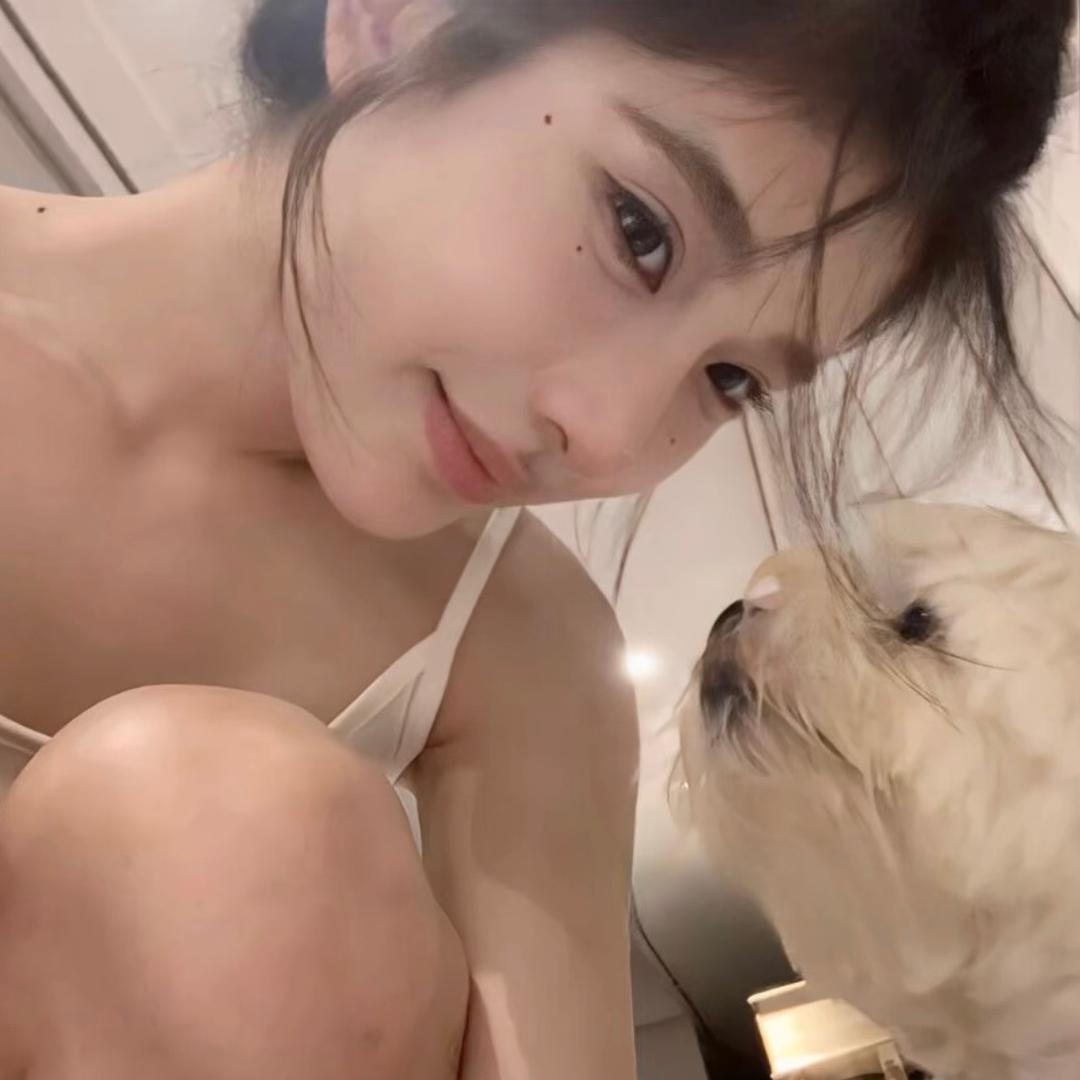 栀y
