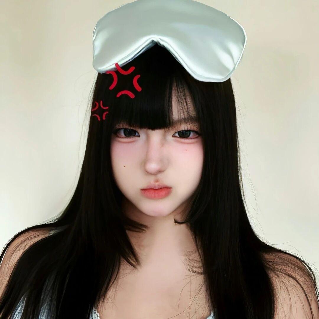 我不是 E