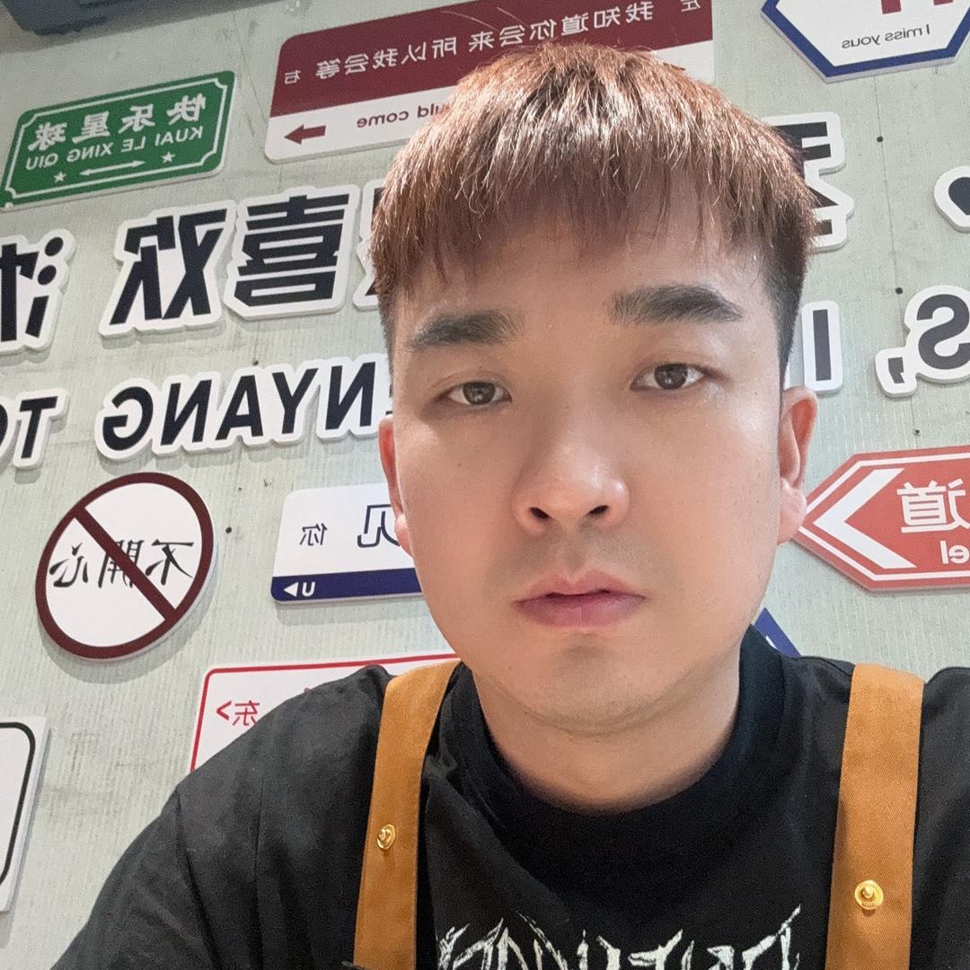 沈阳鸡架哥