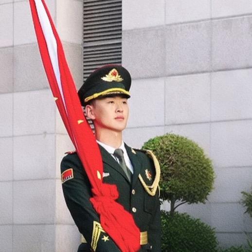 威猛小老虎🇨🇳（8.1南昌升旗）