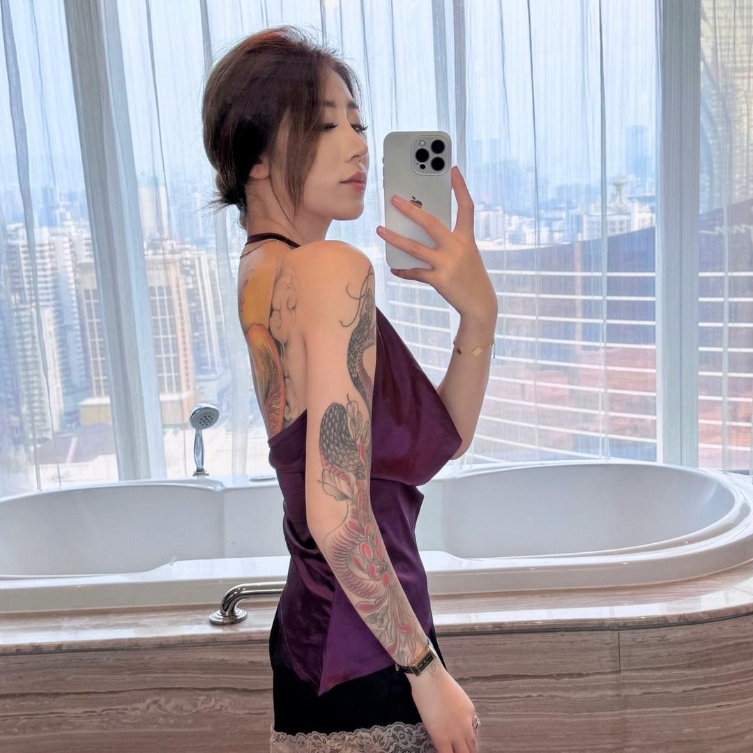 李奕诺·