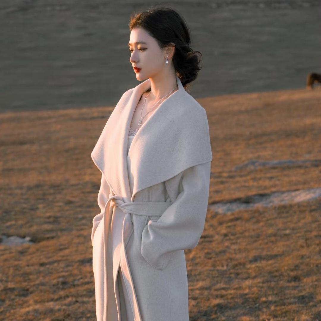 妍丽苏服装