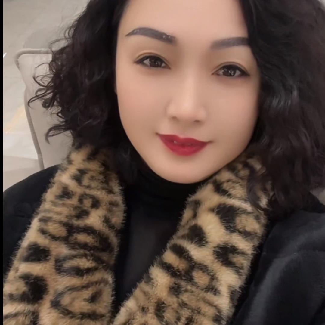 泉阳王杰家具城李姐