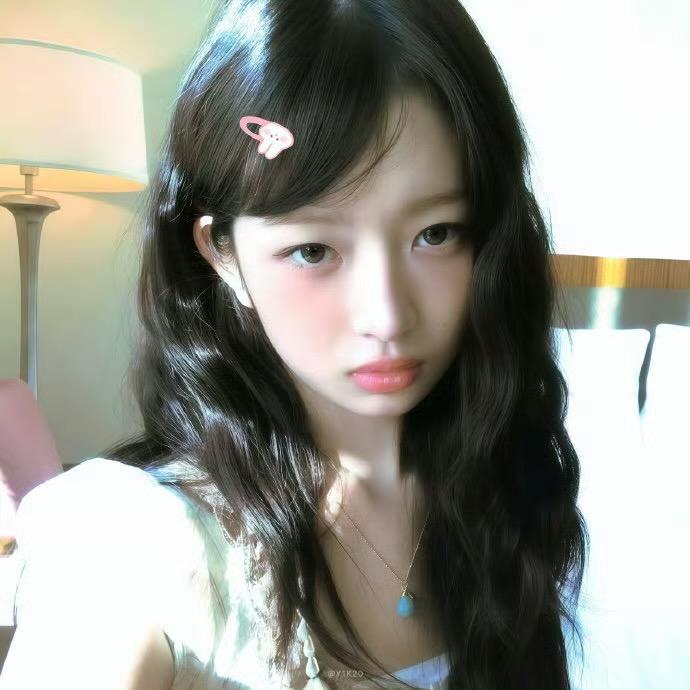 小猫铁盒