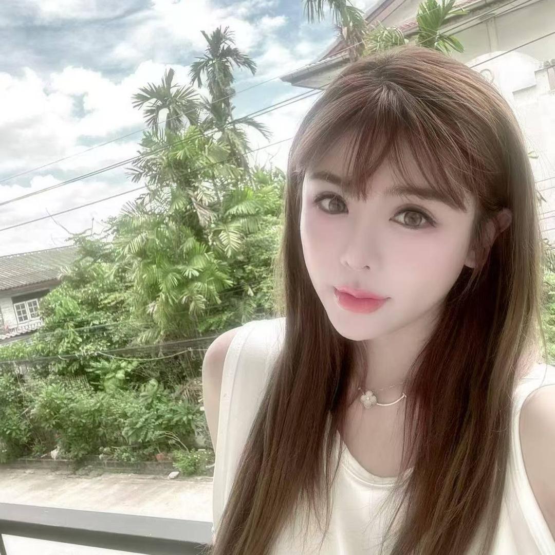 茉丽的女装店