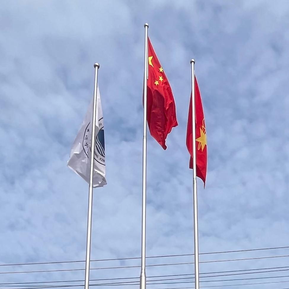 一块无聊的石头