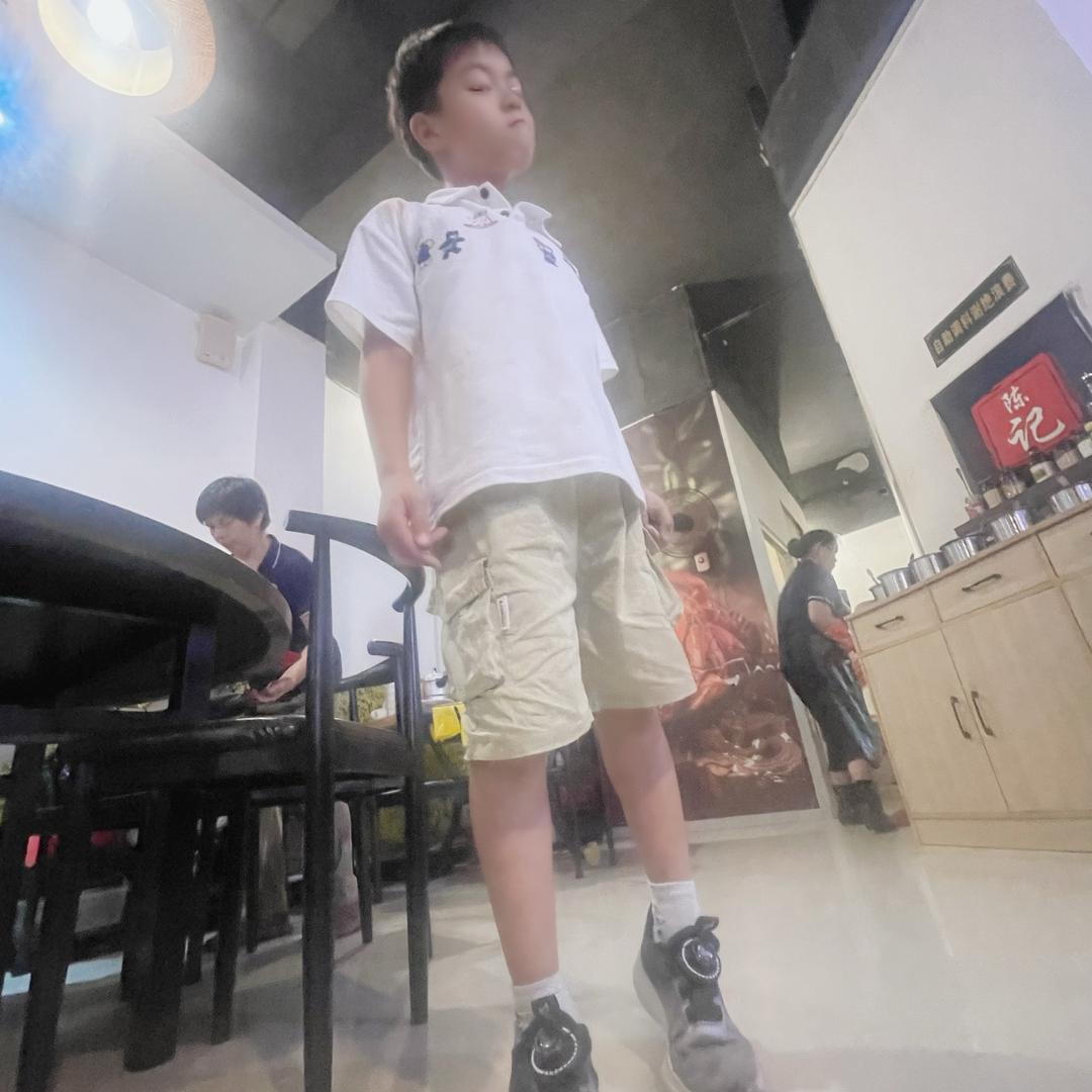 笑笑和她的小跟班