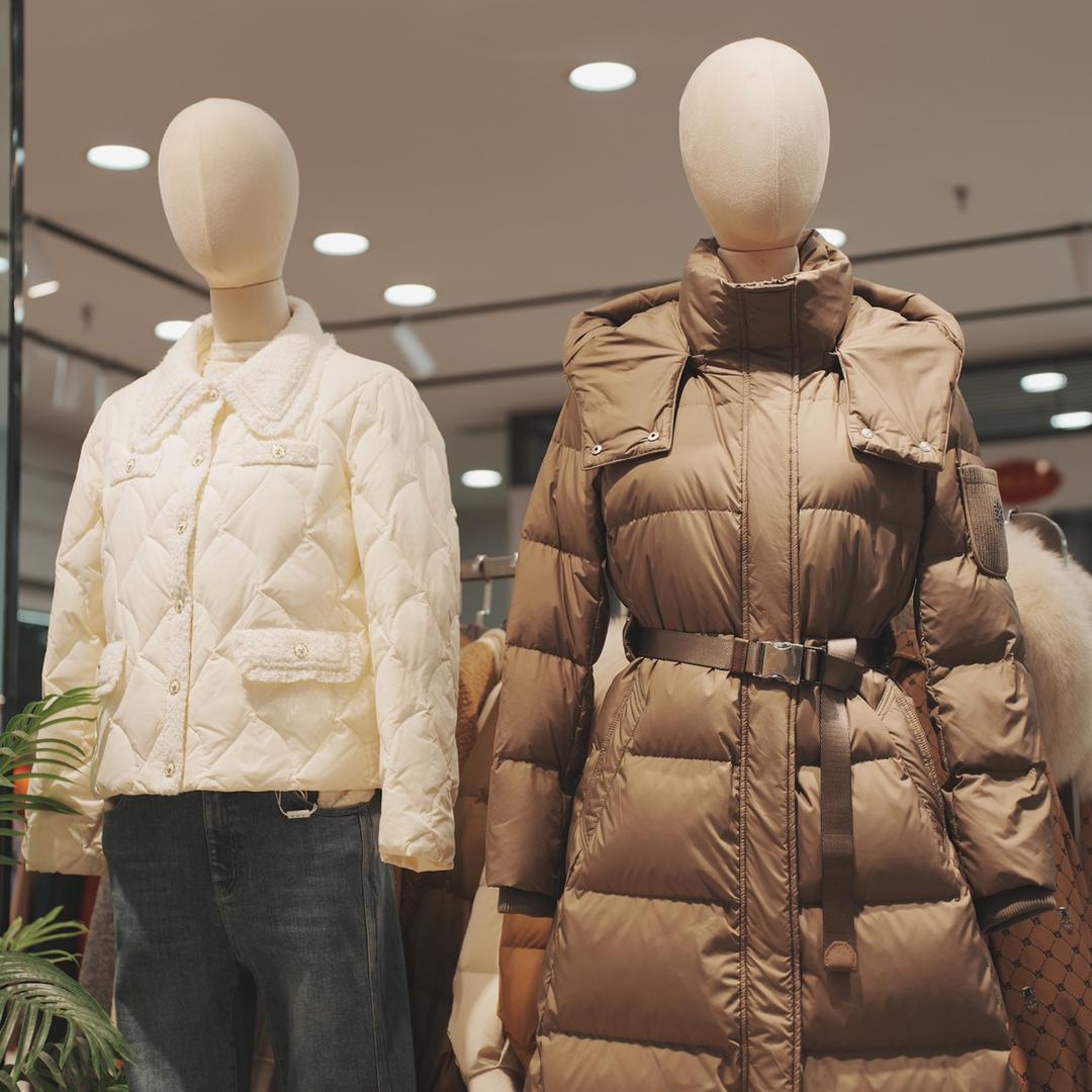 悦依澜品牌女装