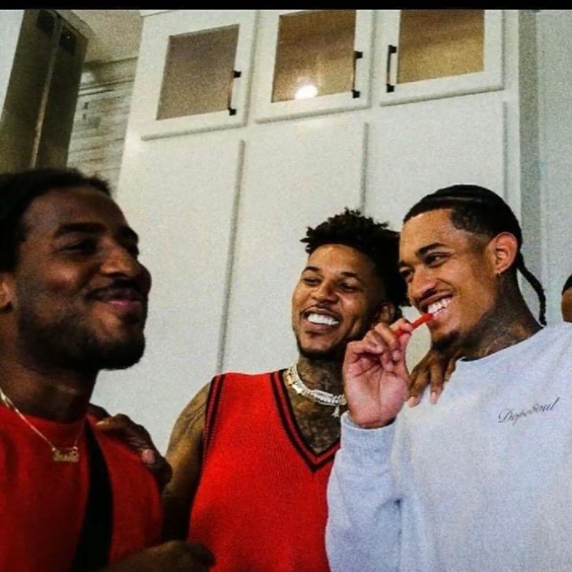 b7