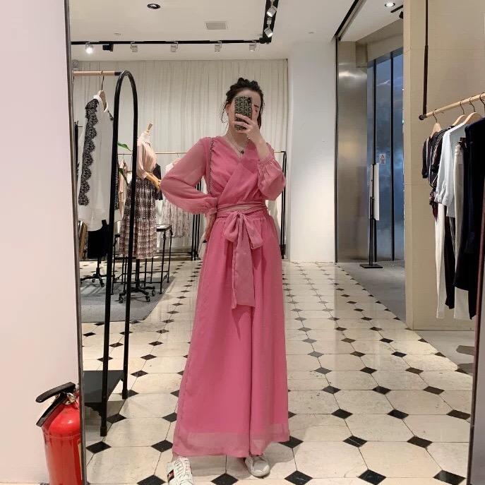 小梨涡英语老师😋