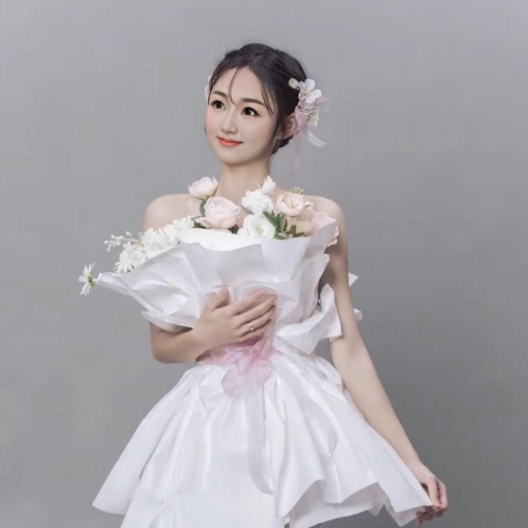 滕州市爱之家美睫美甲店