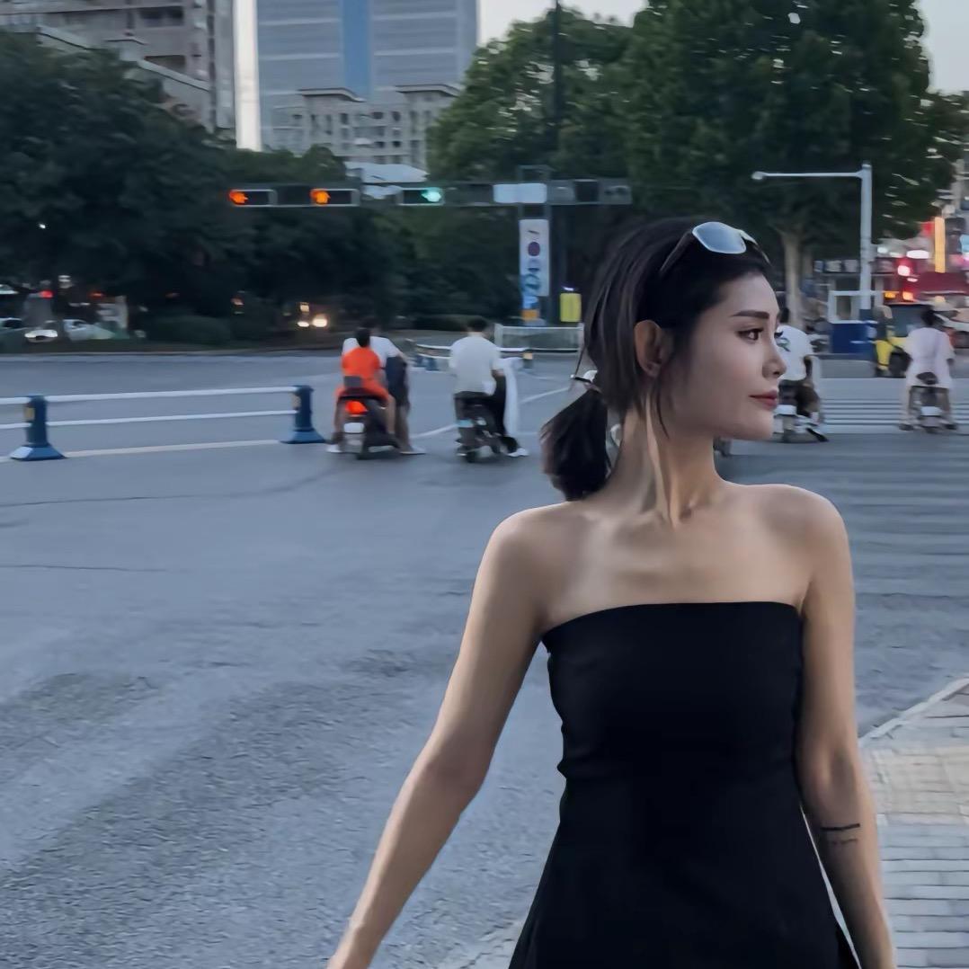 @猫娜