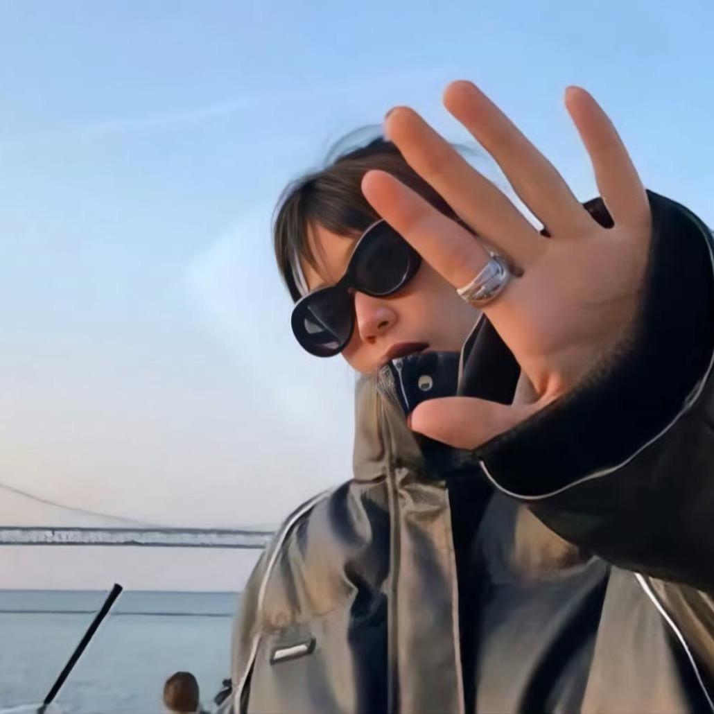 比起森林我更爱大海.