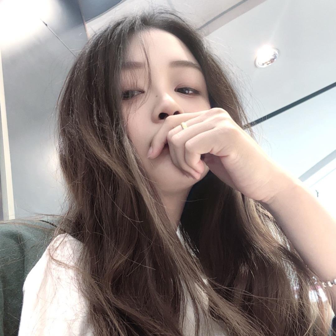 爱吃香菜🌿的小孙