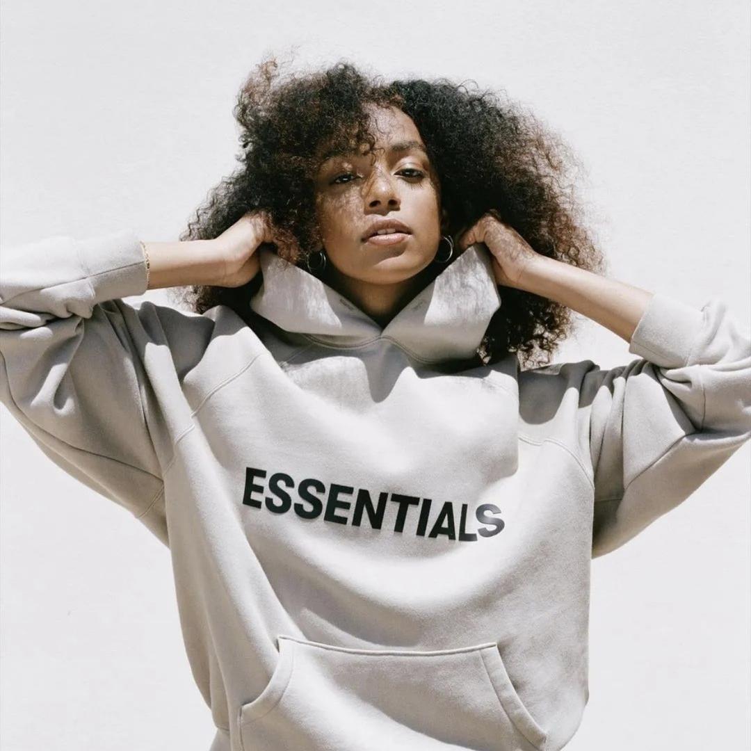 ESSENTIALS(USA)