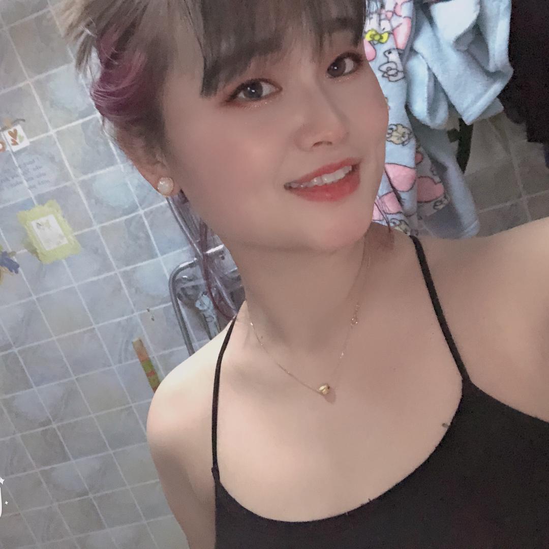 👄女王👑大人