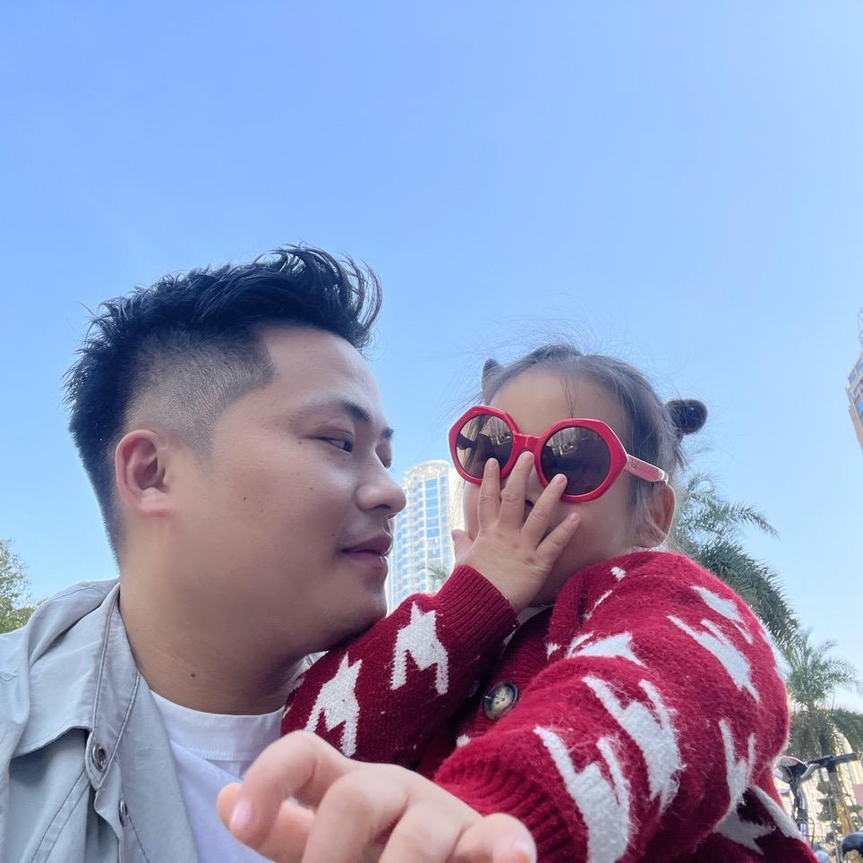 隔壁小王