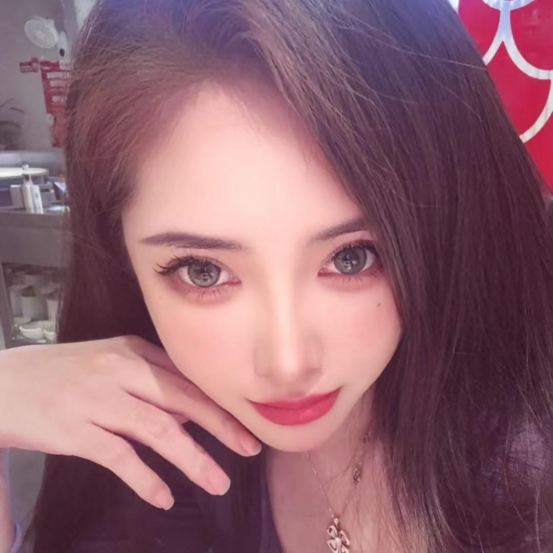 周周  🖤